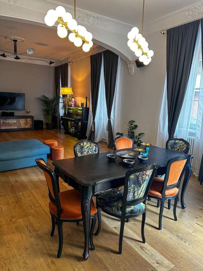 Bay Of Art Appartement Triëst Buitenkant foto