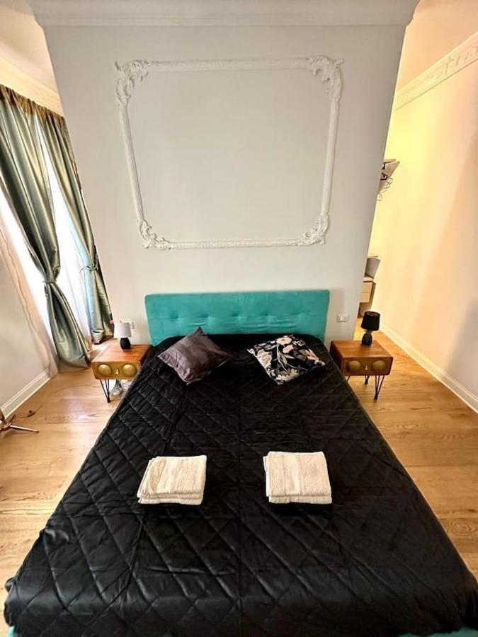 Bay Of Art Appartement Triëst Buitenkant foto